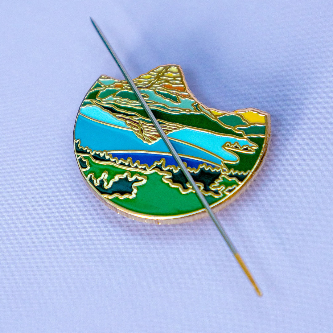 Bearhat Mountain enamel minder