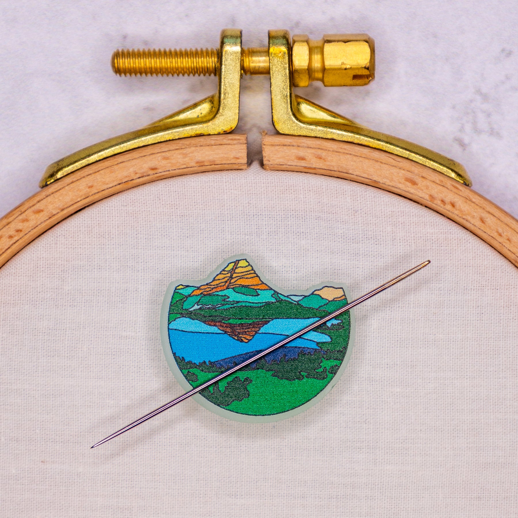 Bearhat Mountain acrylic minder