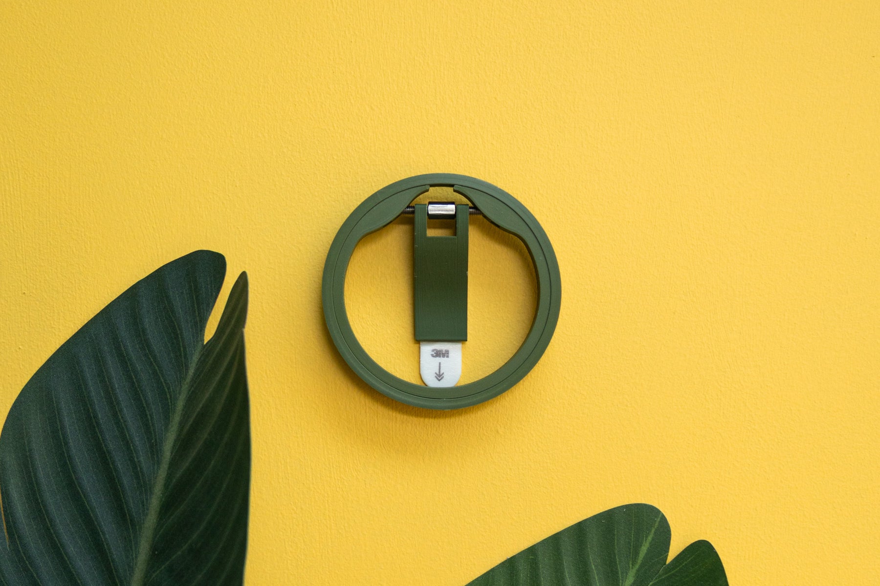 no screw. no snag. no interruption.